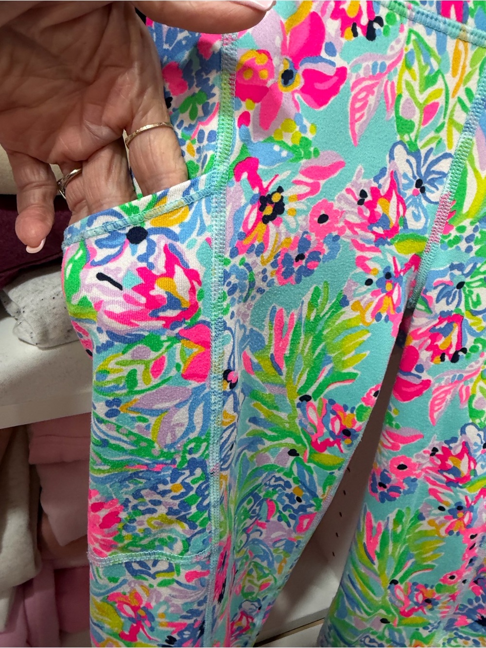 Lilly Pulitzer Aqua Floral High-Rise Leggings - Picture 3 of 7